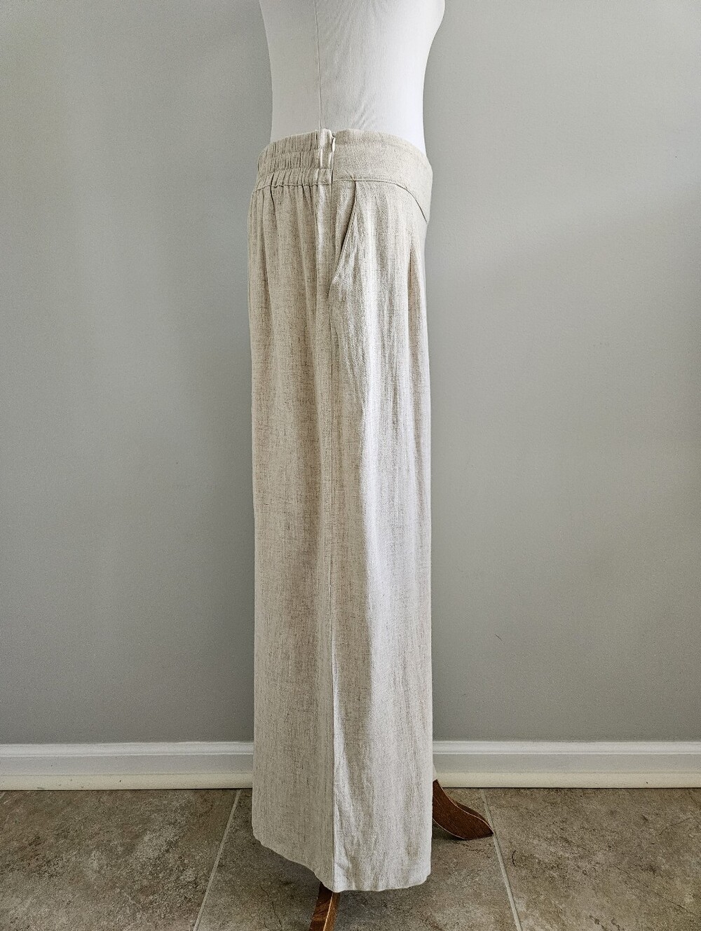Wide Leg Linen-Blend Pants in Natural Cream - Picture 2 of 6